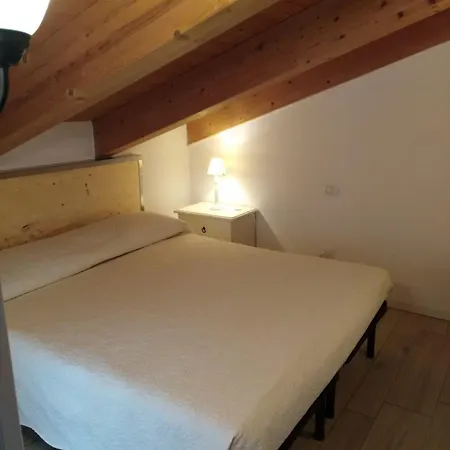 Apt5 - Delle Rose *